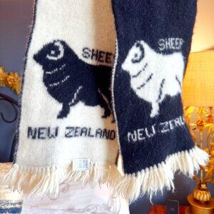 Vintage New Zealand 100% Wool Black and White Sheep Scarf